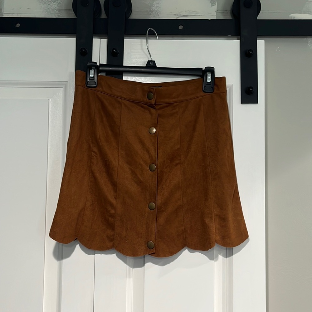 Brown skirt